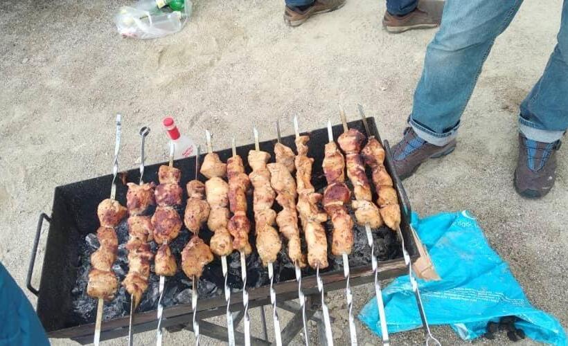 تختخواب و صبحانه Guesthouse Bermet