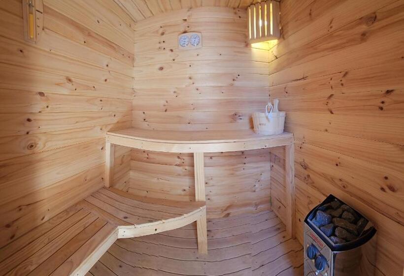 تختخواب و صبحانه Lavanda Del Valle