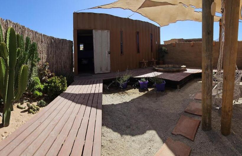 تختخواب و صبحانه Lavanda Del Valle