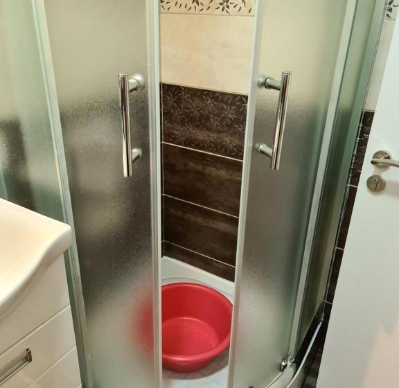 پانسیون Divcibare Apartmani Gavrić