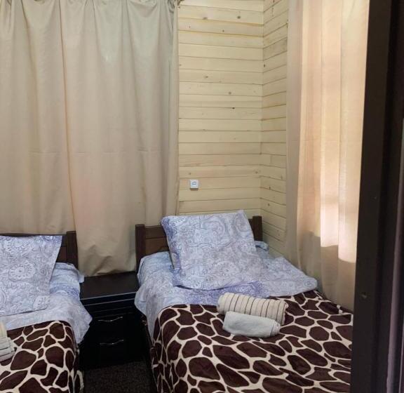 פנסיון Eno Grand