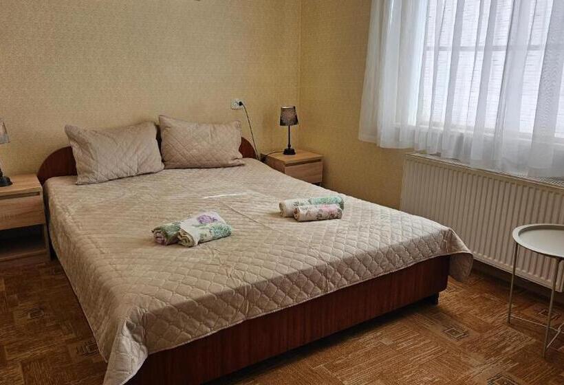 پانسیون Svečių Namai Pervalkoje