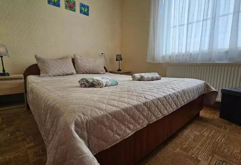 پانسیون Svečių Namai Pervalkoje