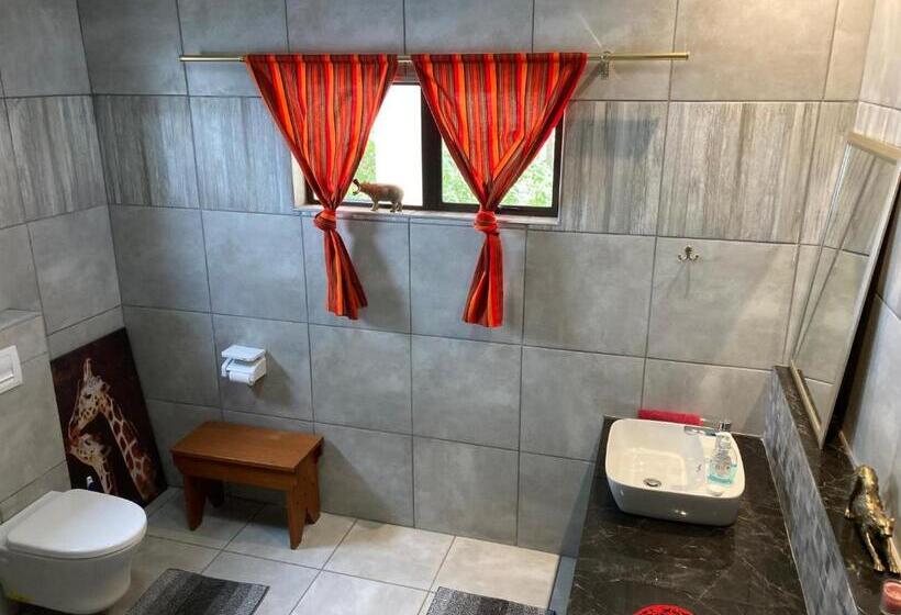 ベッドアンドブレックファースト Merwenstein   Guest House, Cottages, Studio Units