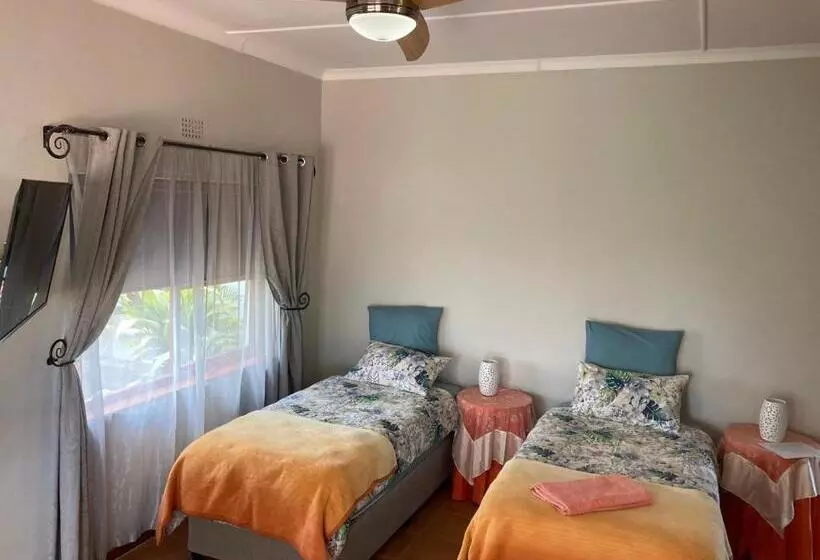 Aamiaismajoitus (B&B) Merwenstein   Guest House, Cottages, Studio Units