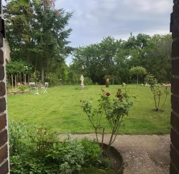 Aamiaismajoitus (B&B) La Vigne Dorée