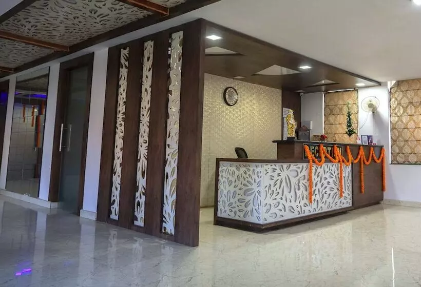 ホテル Shivaay Blue