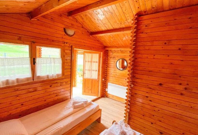 پانسیون La Căsuțe