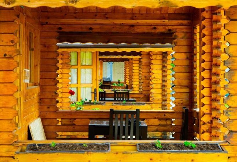 پانسیون La Căsuțe