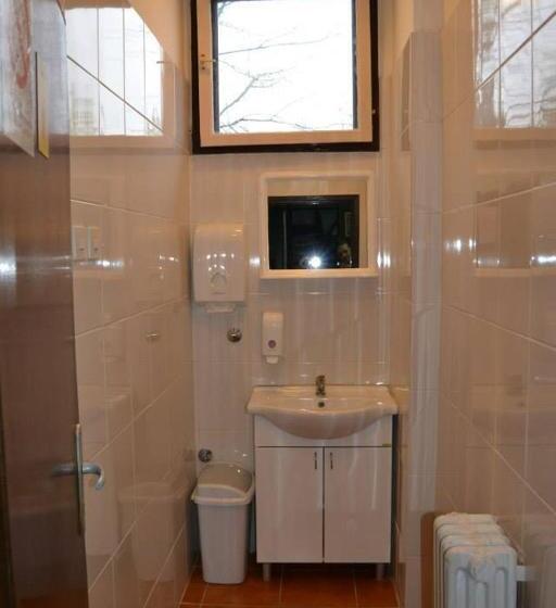 پانسیون Restoran Sa Prenoćištem žitište