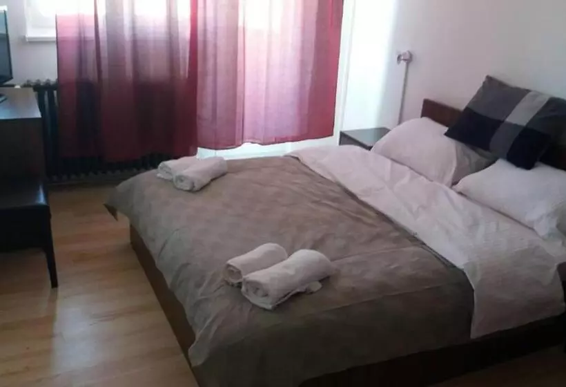 پانسیون Restoran Sa Prenoćištem žitište