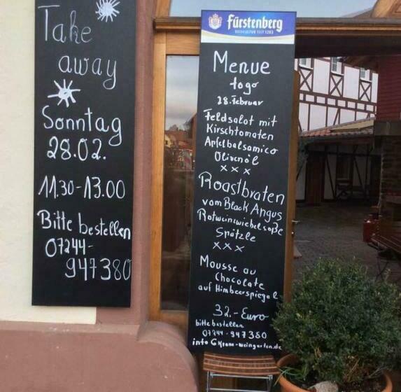 호스텔 Gasthaus Zur Krone