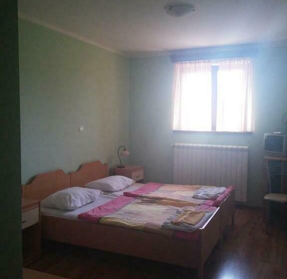 هتل Farm Stay File