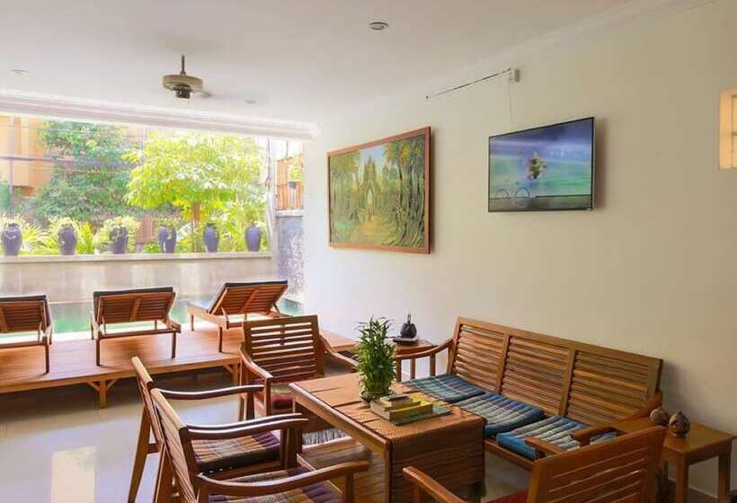 Plumeria Hotel & Spa