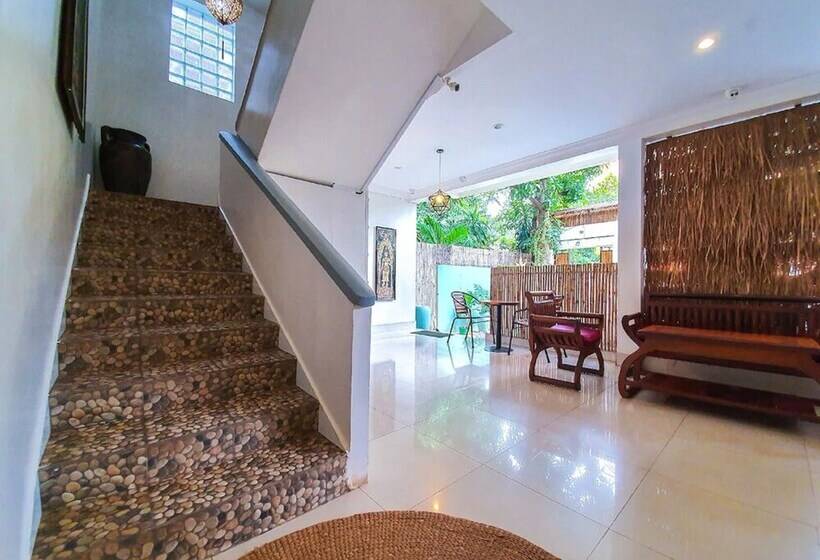 Plumeria Hotel & Spa