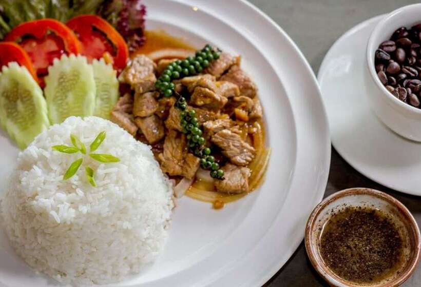 Plumeria Hotel & Spa