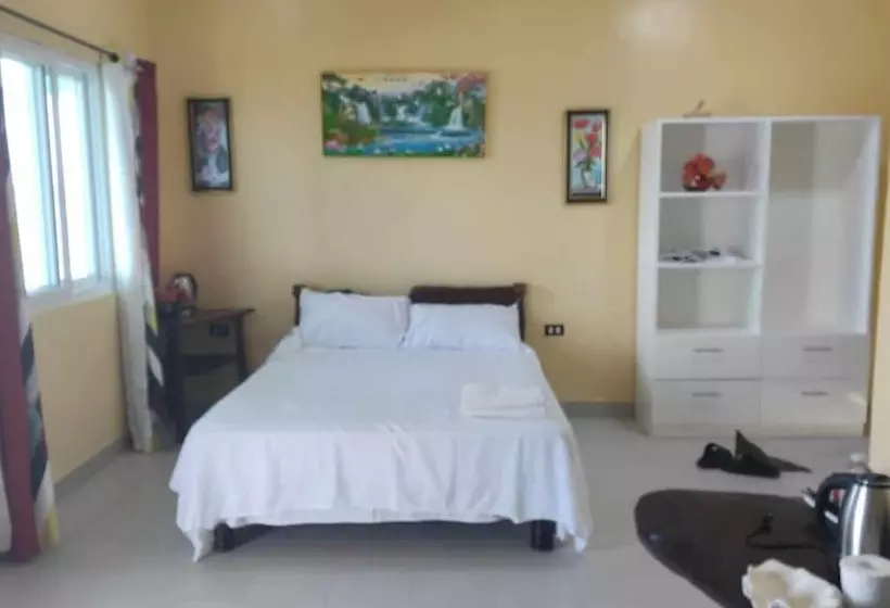 Whitesands Beach Resort