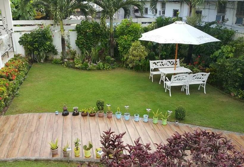 호스텔 Clubboracay Apartelle