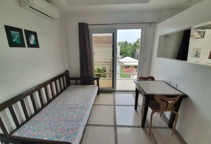 ユースホステル Clubboracay Apartelle