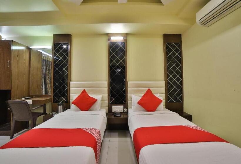 Fabhotel Kalash Residency