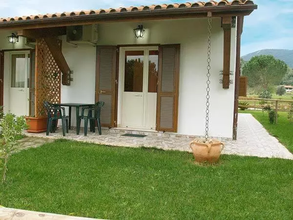 هتل Agriturismo Le Frasche