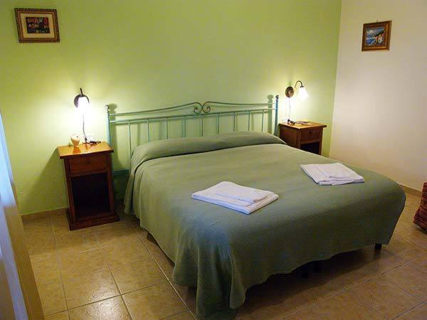 هتل Agriturismo Le Frasche