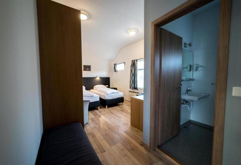 هتل Dæli Guesthouse