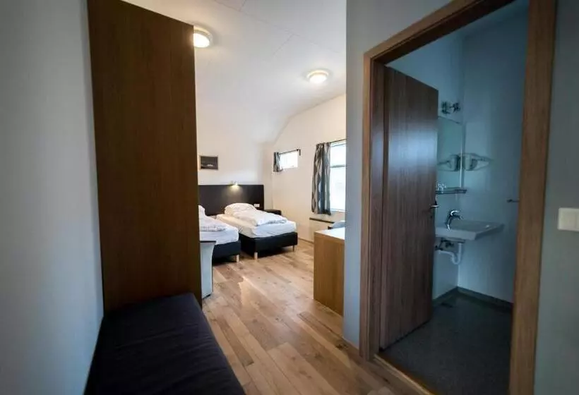 هتل Dæli Guesthouse
