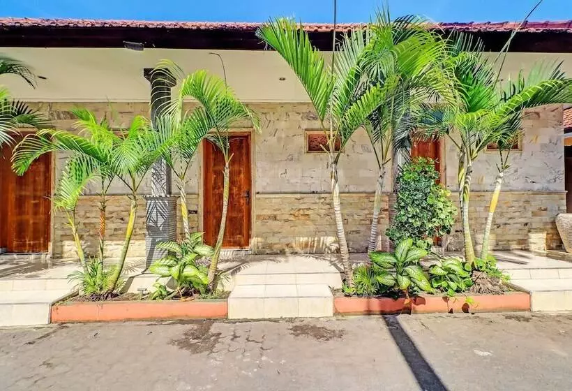 ホテル Oyo 92175 Surya Madu Guest House