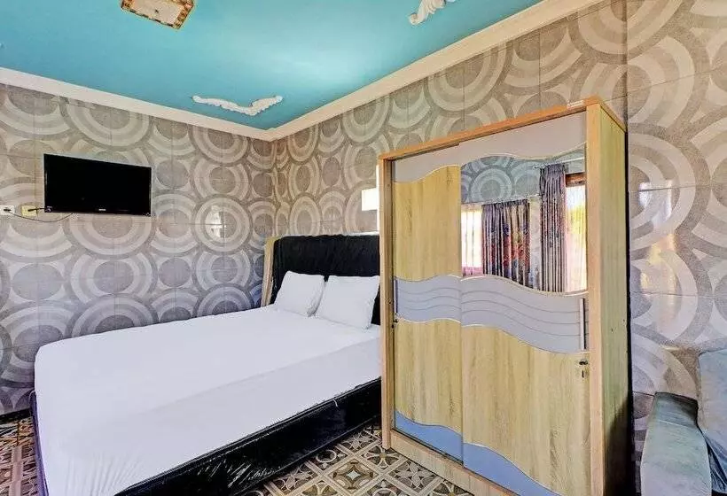 ホテル Oyo 92175 Surya Madu Guest House
