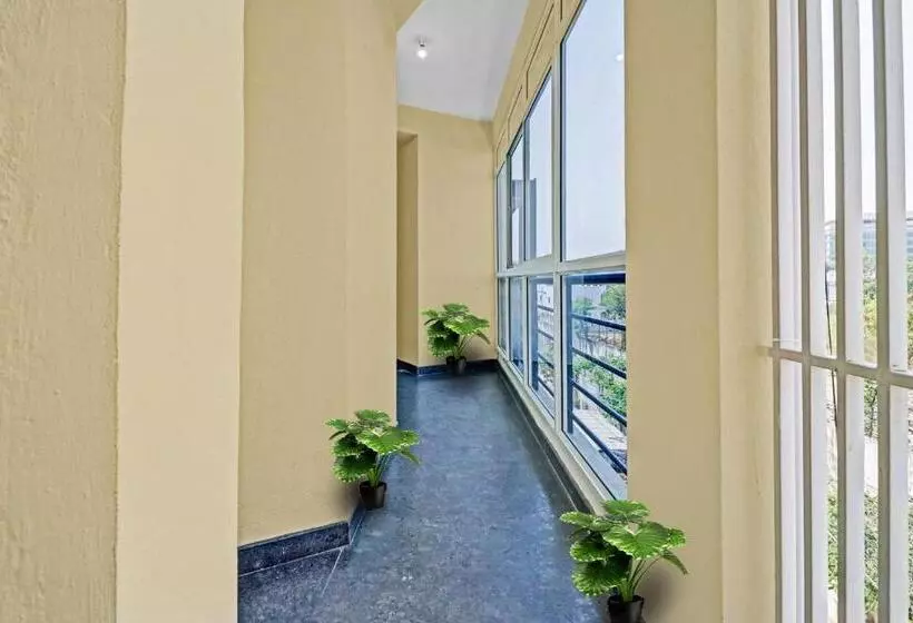 ホテル O Mn Residency Near Ragigudda Sri Prasanna Anjaneyaswamy Temple