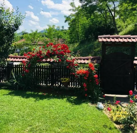 ペンション Dyadovata Kashta