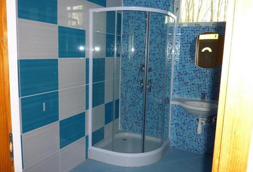 Пансион Farkasverem Vendégház