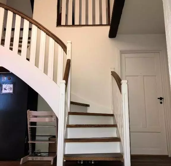 پانسیون Grand Guesthouse Gardakot
