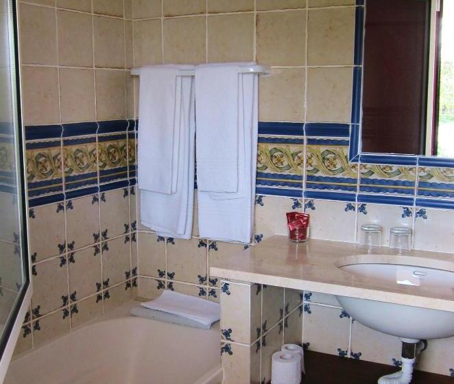 펜션 Monte Novo Da Longueira Turismo Rural