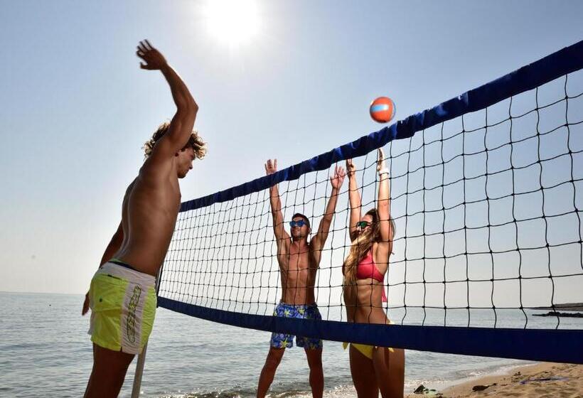 אתר נופש Th Capo Rizzuto