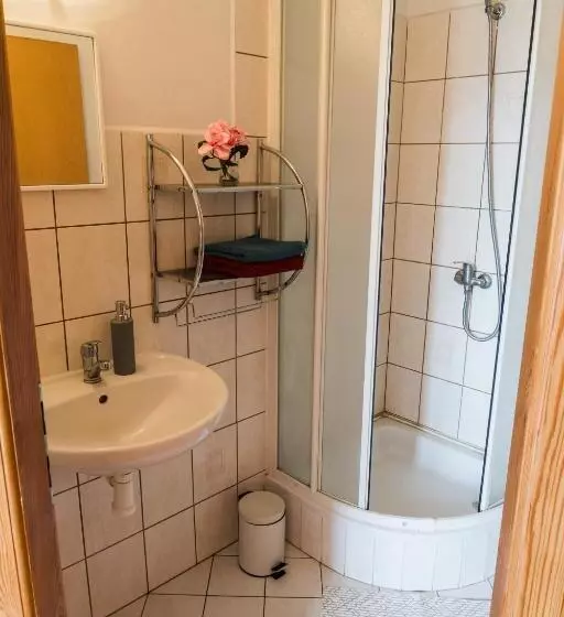 Retkeilymaja Ubytování Na Jakuli