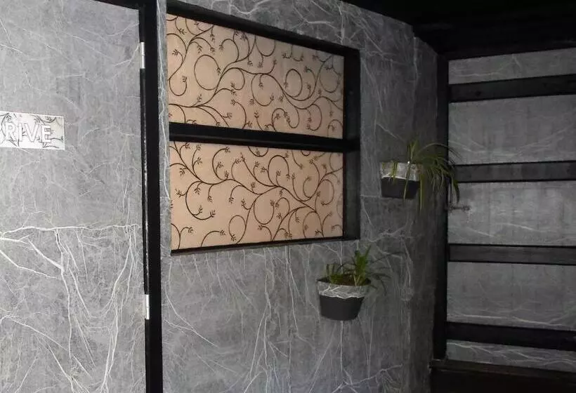 ベッドアンドブレックファースト Maison Bod Art