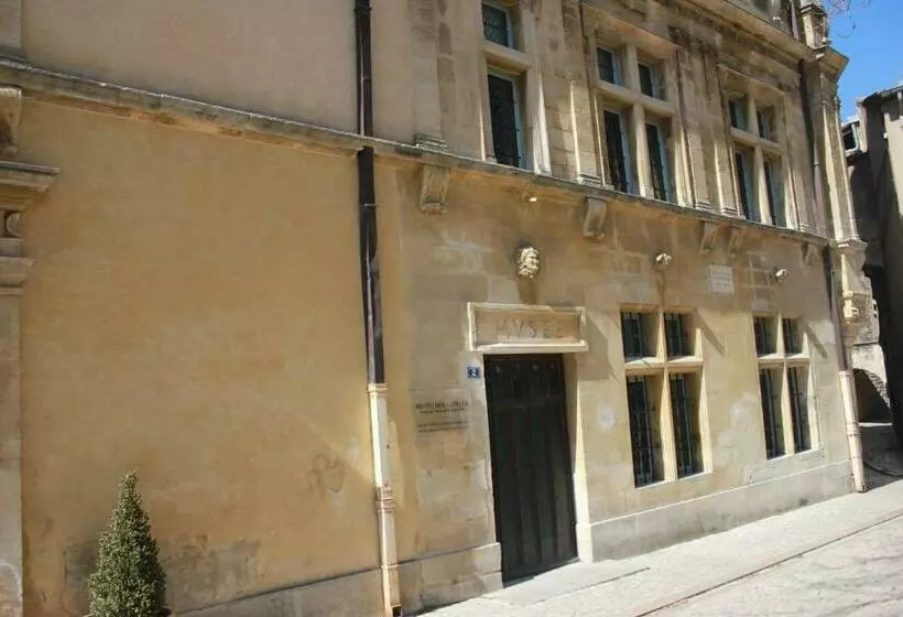 Mas De Valrugues Holifrance