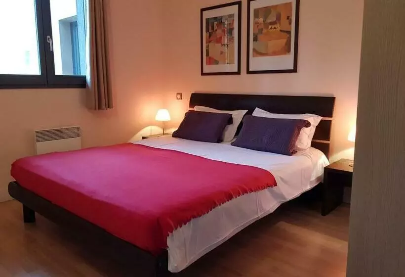 Mas De Valrugues Holifrance