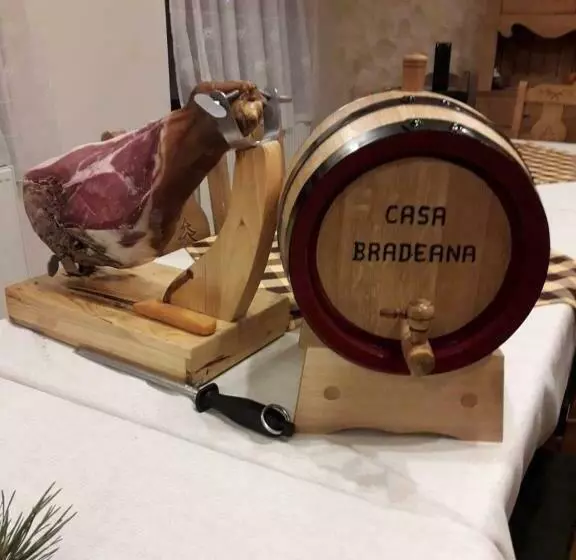 Pensiunea Agroturistică Casa Brădeana