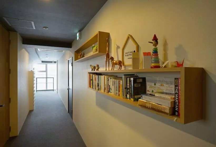 הוסטל Santiago Guesthouse Hiroshima