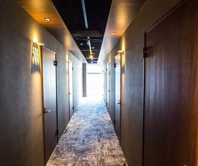 הוסטל Santiago Guesthouse Hiroshima