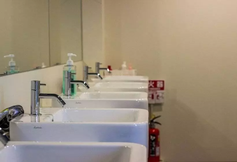 הוסטל Santiago Guesthouse Hiroshima