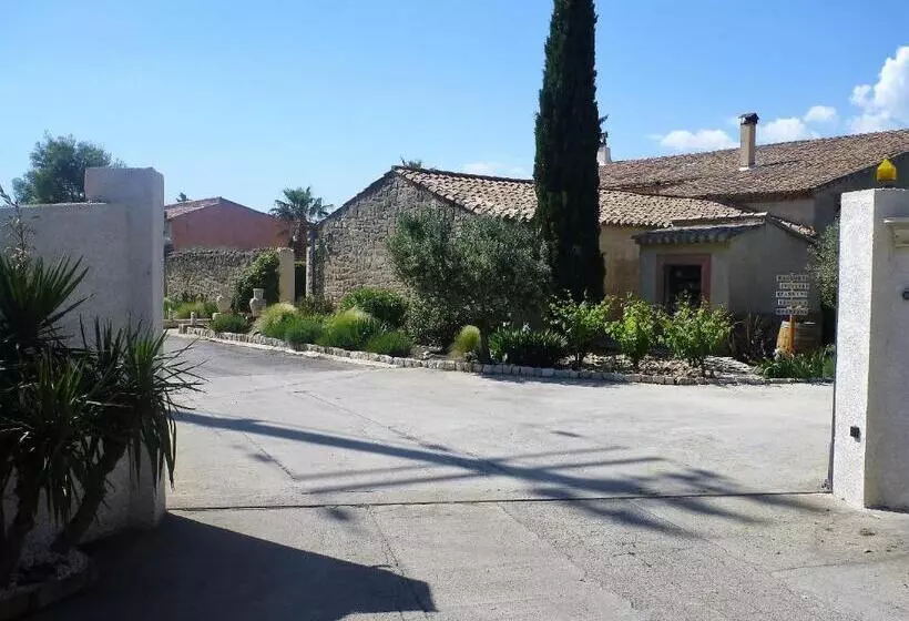 Le Mas De Gleyzes B&b De Charme