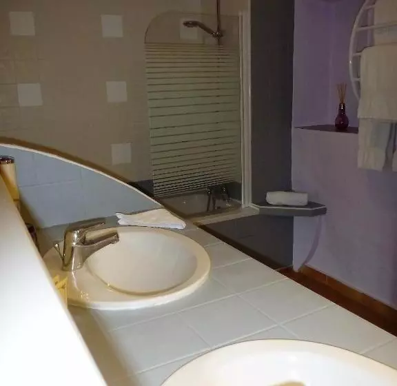 Le Mas De Gleyzes B&b De Charme