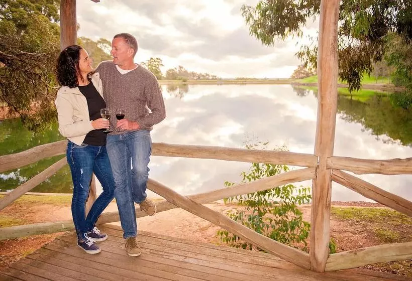 Evedon Lakeside Retreat