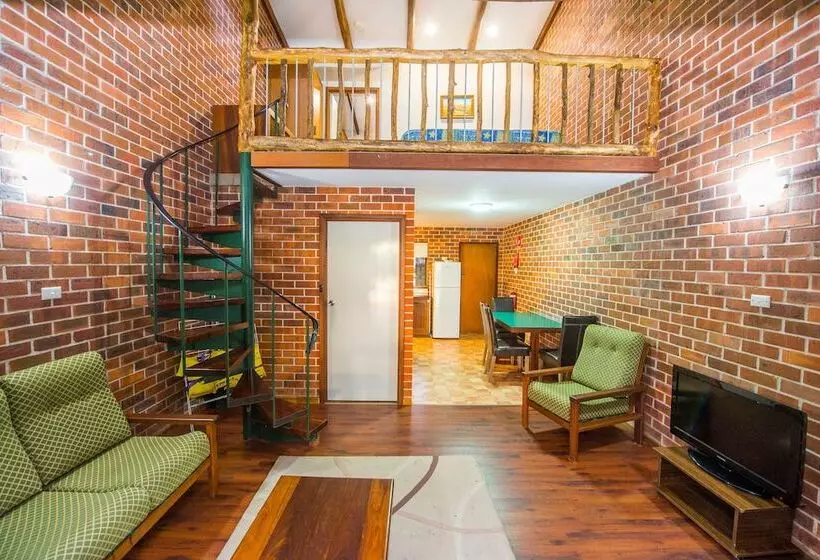 Evedon Lakeside Retreat