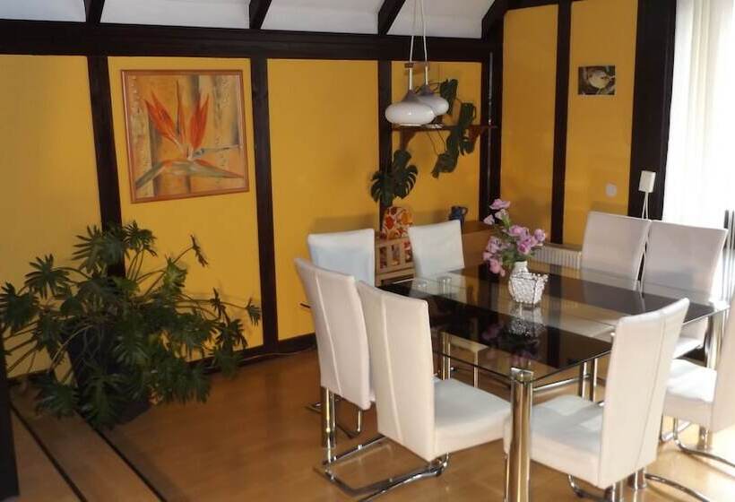 Ferienhaushotel Zur Grünen Oase