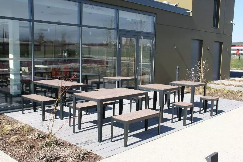 هتل Akena City Reims Bezannes